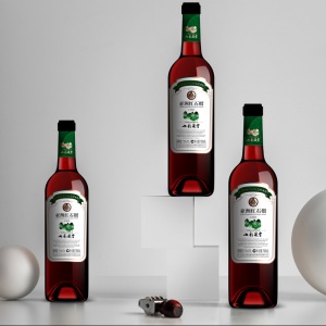 尊龙凯时正在为亚洲红石榴葡萄酒包装做创意